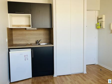 Location Appartement 1 pièce 17m² ROUEN 76000 - Photo 2