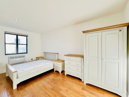 2 Bed Flat, Bermondsey Wall East, SE16 - Photo 5