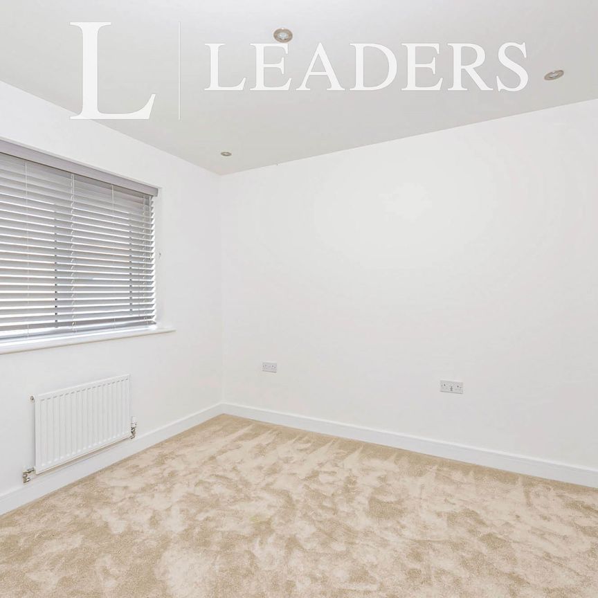 4 bedroom detached to rent Longhorn Close, Northstowe - Photo 1