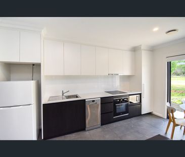 4b Hurford Place, Orange, NSW 2800 - Photo 2