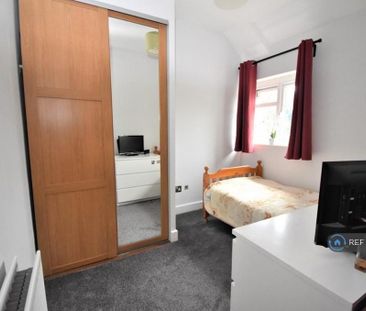 5 bedroom terraced house to rent - Photo 4