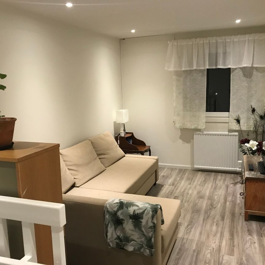 Storvretsvägen, Spånga - Foto 1
