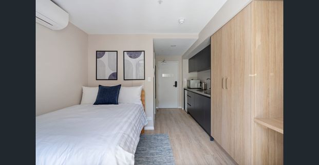 Fully Furnished | All Bills Included - Photo 1