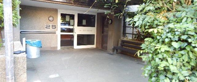 Für Vater - Mutter - Kind: weitläufige 3,5-Zimmer-Wohnung (WBS) - Foto 1