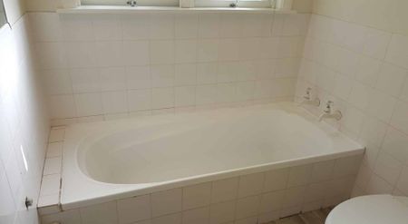 34 Tuatoru Street, Eastbourne - Photo 5