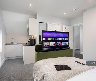 1 bedroom in a house share to rent - Photo 6