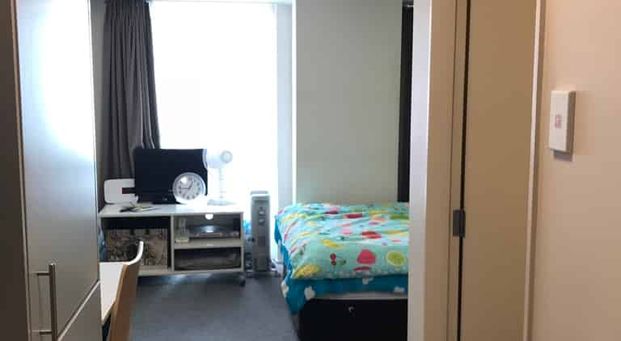 Studio apartment with 1 bathroom - Photo 1