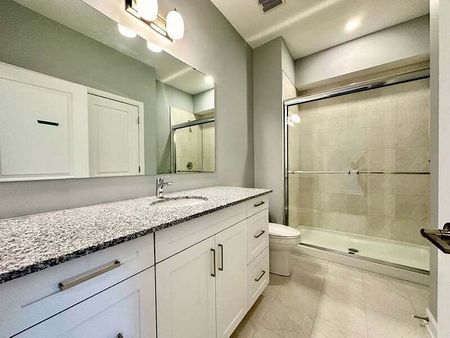 2380 Cleroux Cres, Gloucester, ON - Photo 3