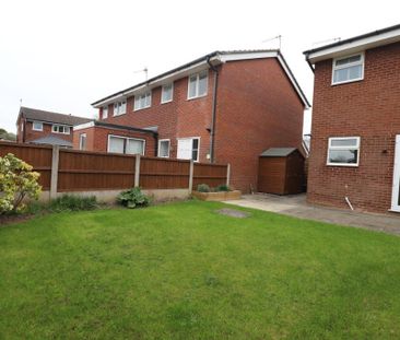 2 bedroom semi-detached house to rent - Photo 5