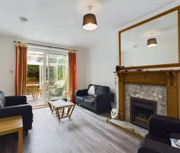 4 bedroom terraced house to rent - Photo 2