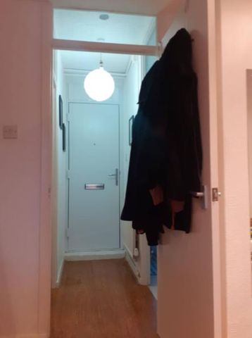 Studio Flat, Hawes Street, N1 - Photo 5