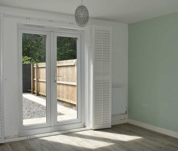 2 bedroom house to rent - Photo 1