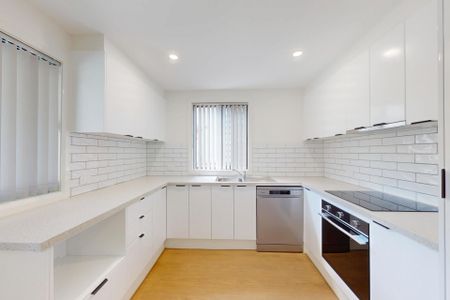 8 Saint James Road, New Lambton NSW 2305 - Photo 4