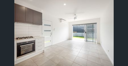 NEAR NEW FLAT - Photo 4