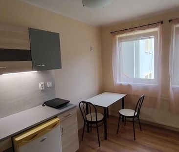Zariadená zrekonštruovaná garzónka, 20 m², prízemie, Wifi, parkovan... - Photo 2
