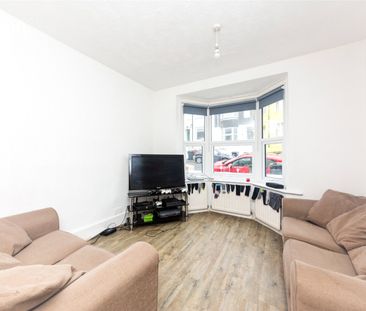 4 bedroom house to rent - Photo 1