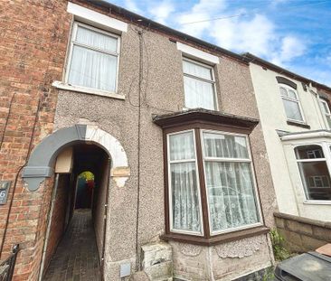 1 bedroom in a house share to rent - Photo 2