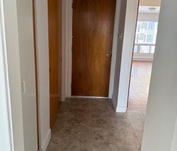 GRAND 3 1/2 A LOUER A ST. LEONARD - Photo 4