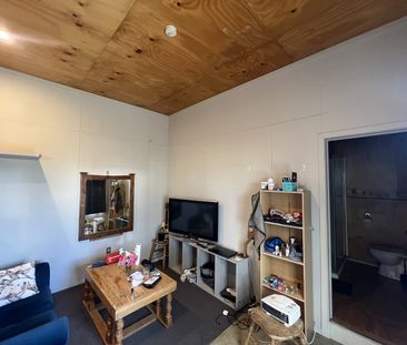 192 Griffiths RoadWillowby - Photo 5