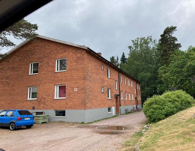 Hällvägen 38 B - Foto 1