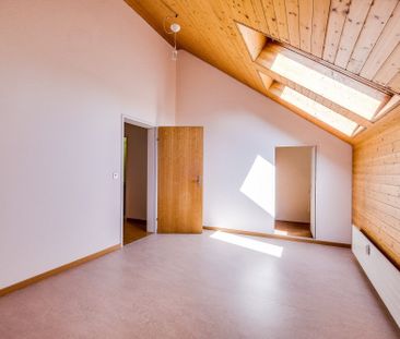 Bereit für eine WG? Originelle Duplexwohnung im Zentrum! - Photo 6