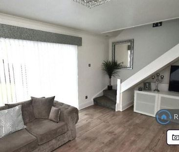 2 bedroom terraced house to rent - Photo 2