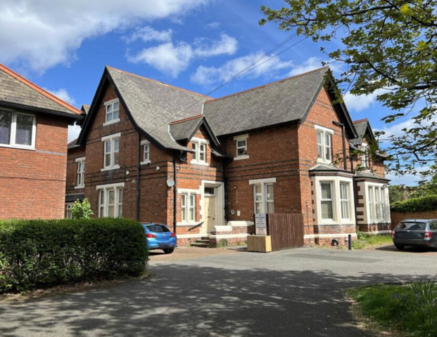 3 bedroom flat to rent - Photo 1