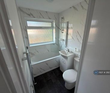 2 bedroom maisonette to rent - Photo 3