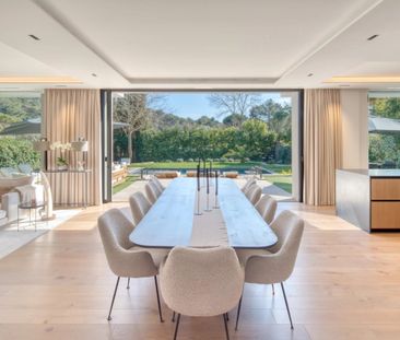 Mougins – Villa neuve dans domaine privé, 5 chambres en suite, pisc... - Photo 4