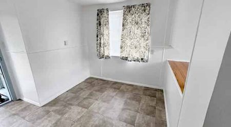 FOUR BEDROOMS TAUMARUNUI - Photo 2