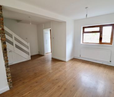 Dewsgreen, Basildon - Photo 2