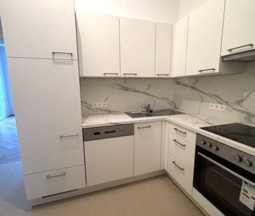 Provisionsfrei: Unbefristeter 45m² Erstbezug mit 2 Zimmern und Einb... - Photo 3