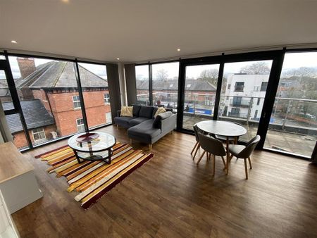 2 bedroom penthouse to rent - Photo 5