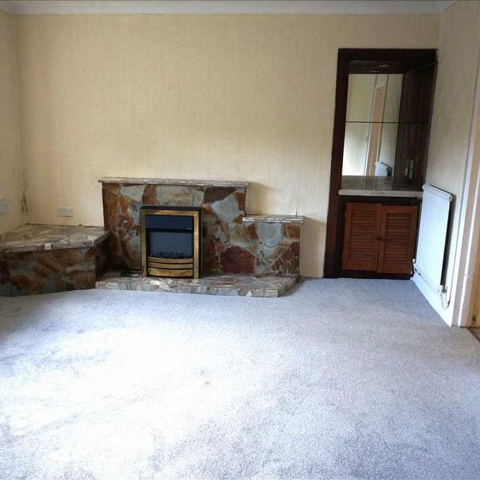 3 bedroom detached bungalow to rent - Photo 1