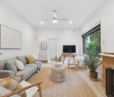 Charming 1960s Country Home - Photo 3