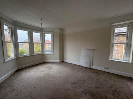 3 bedroom flat to rent - Photo 2