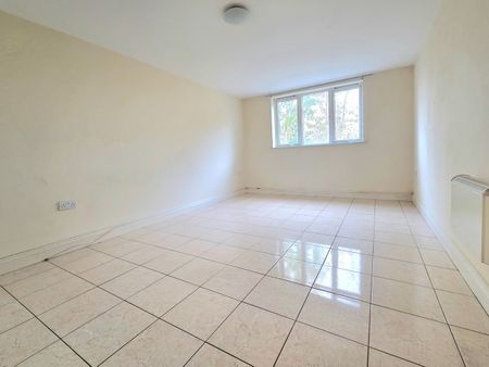 1 Bed Flat, Eldorado Apartments, SE13 - Photo 2