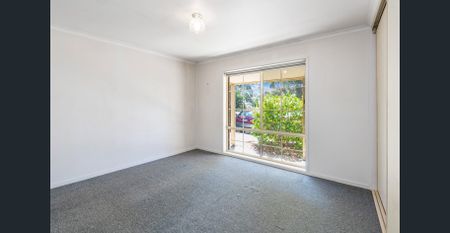 Cosy Three Bedroom Home - Photo 5