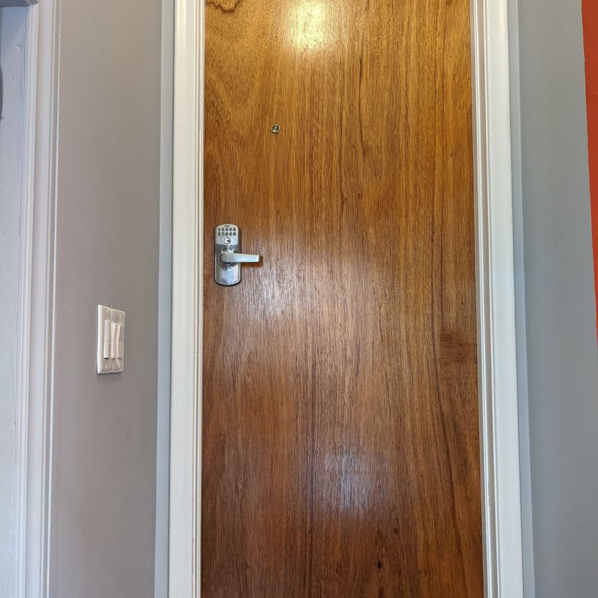 For Lease - 158 James Street Unit# 4, St. Catharines, Ontario - Photo 1