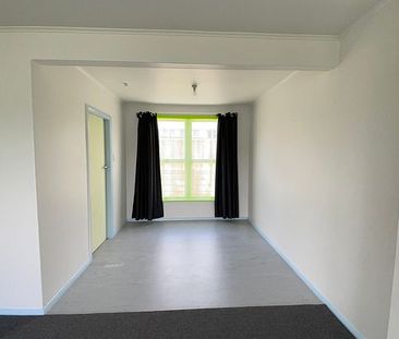 Newly renovated Townhouse in Ranui - Photo 4