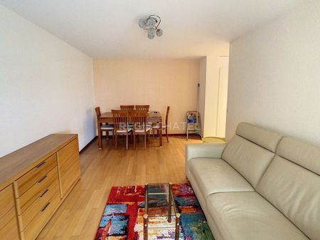 Lovely 2.5 room apartment partially furnished - Photo 2