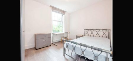 8 bedroom semi-detached house to rent - Photo 4