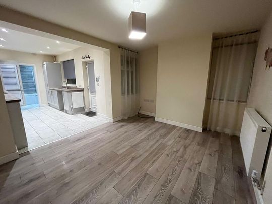 2 bedroom semi-detached house to rent - Photo 1