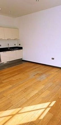 Room in a Shared Flat, The Shoe Factory, LE4 - Photo 1