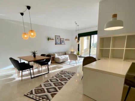 Apartamento en alquiler en San Pedro-Pueblo - Photo 2