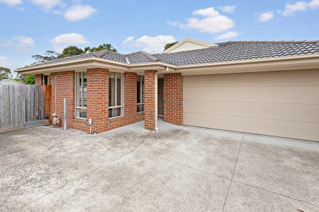3 Bedroom Unit In Great Location - Photo 4