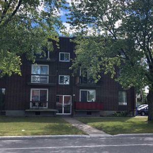 À louer 4 ½ 1306 boul. des Seigneurs, apt 05, Terrebonne - Photo 2