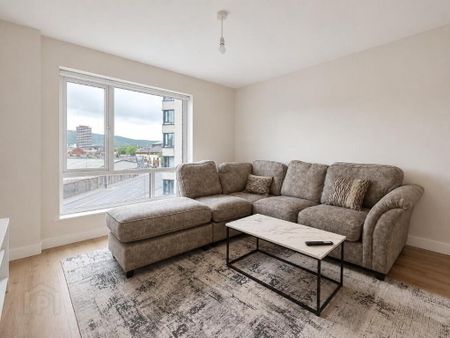 314 College Court Central, Belfast, BT1 6BZ - Photo 2
