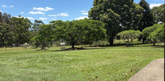 Upper Caboolture - Photo 2