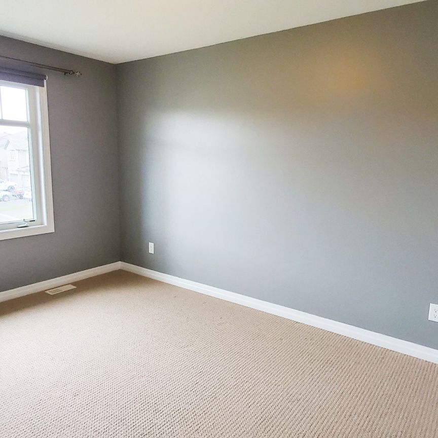 For Lease - 617 Sunburst Street, Leitrim, Ontario - Photo 1